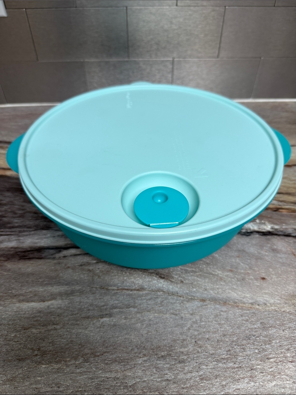 Tupperware Crystalwave Container
